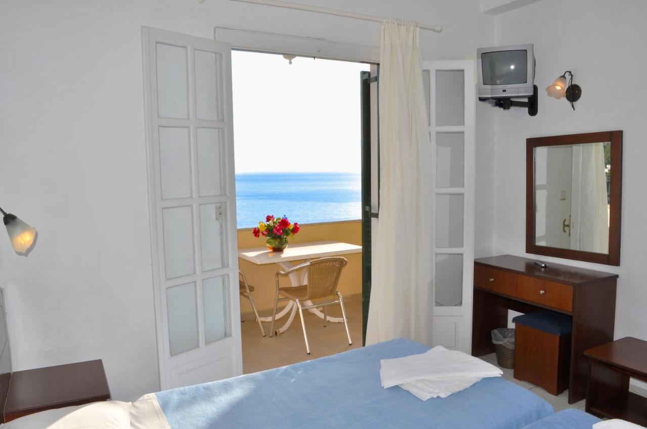 Holiday Apartments Maria With Pool - Agios Gordios Beach Exteriör bild